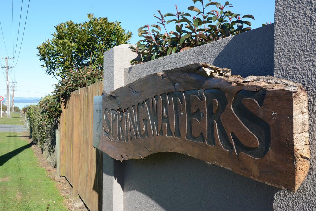 Springwaters Lodge ロトルア エクステリア 写真